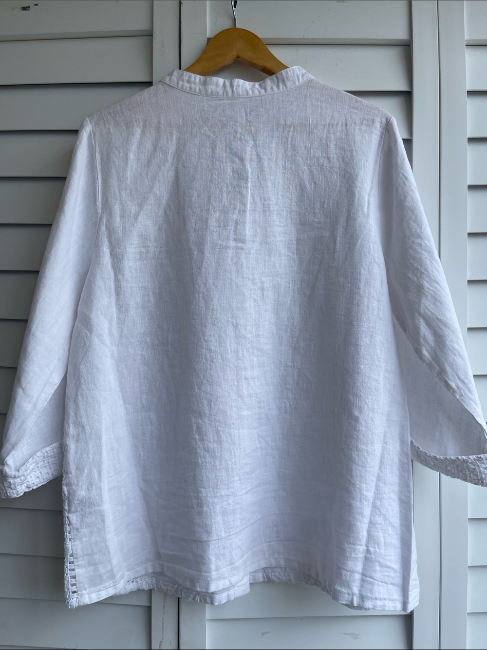 Leo & Nicole White Ramie Cotton Embroidered Button-Up Blouse Size: L NWT - Picture 7 of 13